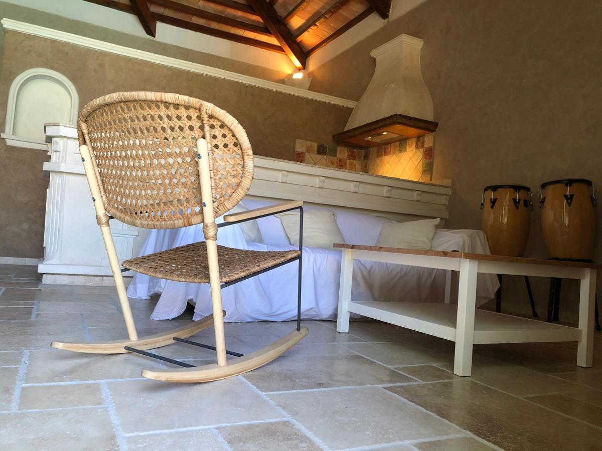Отель Le Pool House - Private Jacuzzi - Mas Des Sous Bois Ventabren Экстерьер фото