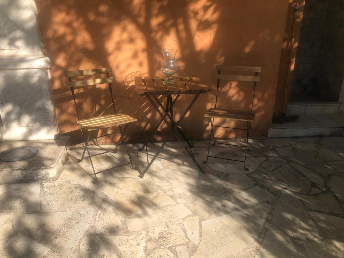 Отель Le Pool House - Private Jacuzzi - Mas Des Sous Bois Ventabren Экстерьер фото