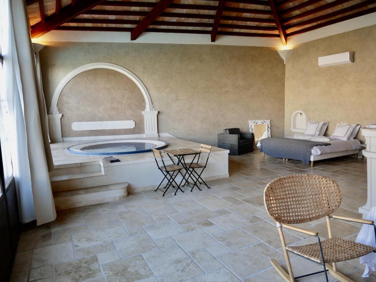 Отель Le Pool House - Private Jacuzzi - Mas Des Sous Bois Ventabren Экстерьер фото