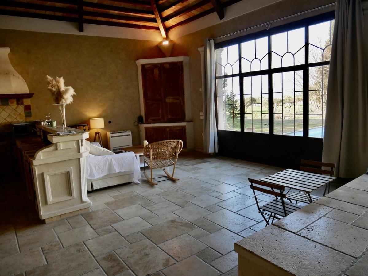 Отель Le Pool House - Private Jacuzzi - Mas Des Sous Bois Ventabren Экстерьер фото