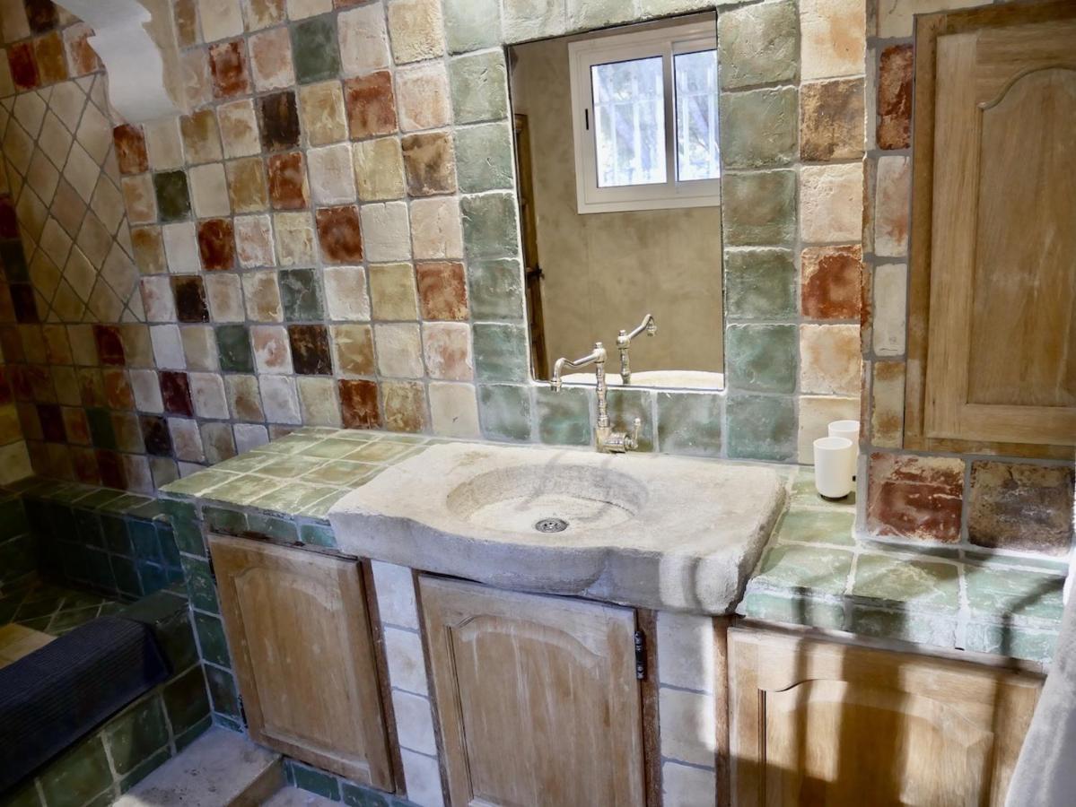 Отель Le Pool House - Private Jacuzzi - Mas Des Sous Bois Ventabren Экстерьер фото